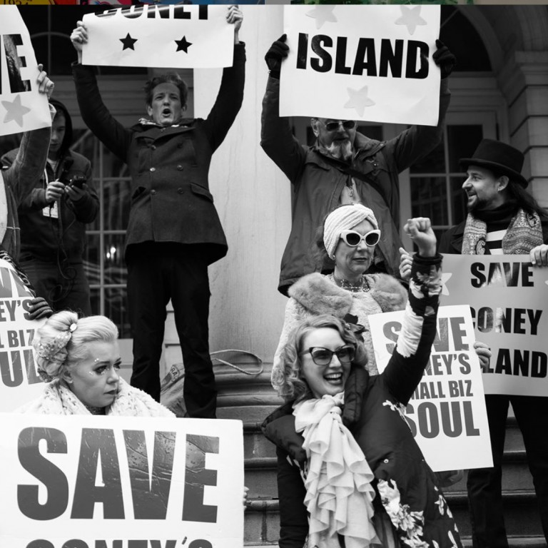 Lola Star at City Hall